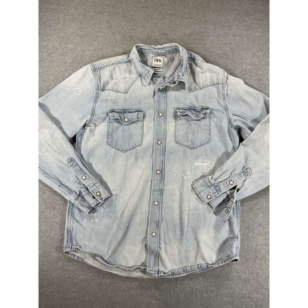Zara Light Wash Distressed Paint Splatter Denim Pearl Snap Shirt L 2490